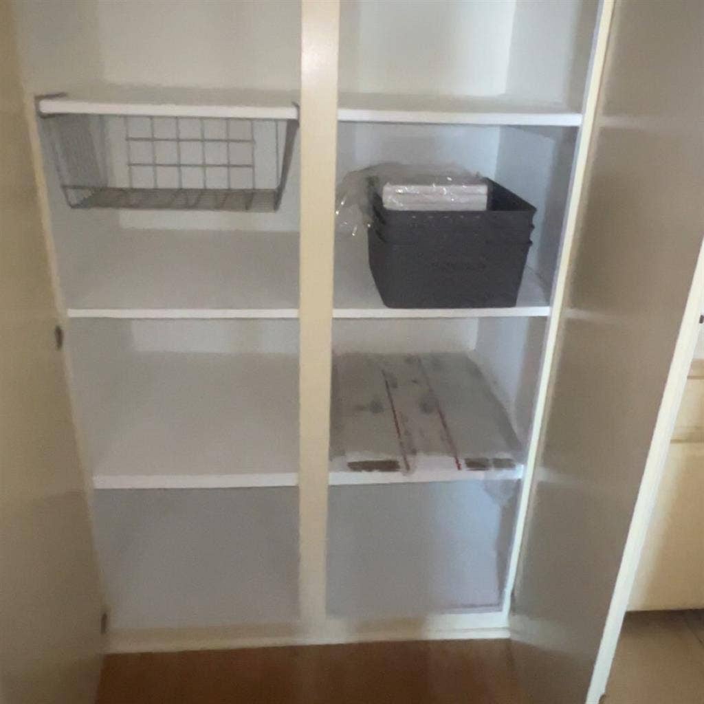 Room for Rent in Hawthorne