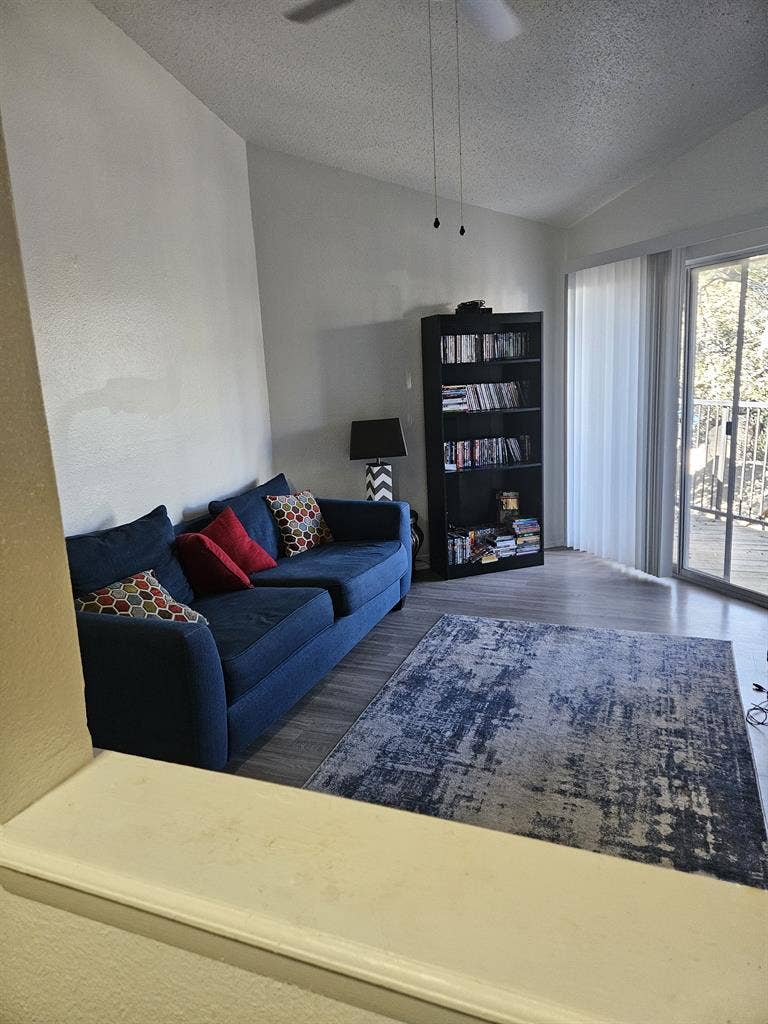 Apartment available for sublet