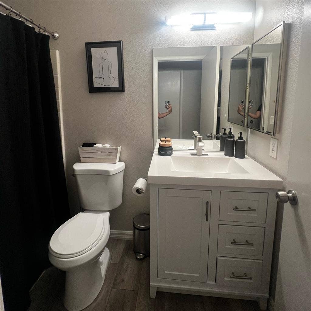 Private room for rent in North Las