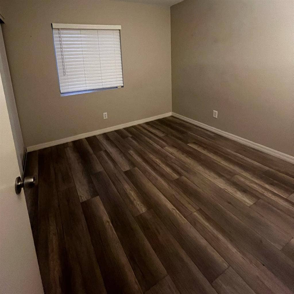 Private room for rent in North Las