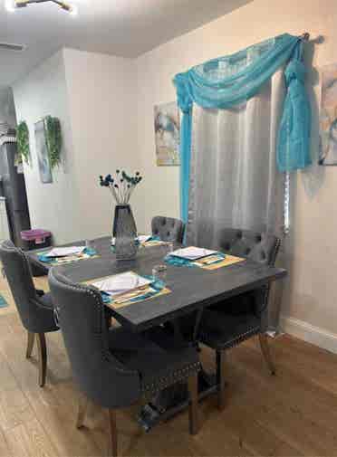 Furnished room in Nice House
