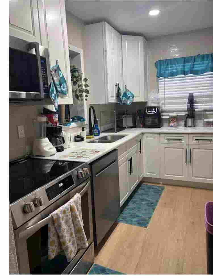 Furnished room in Nice House
