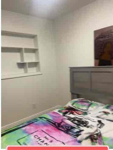 Furnished room in Nice House