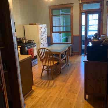 Looking for roommate in Lincoln Sq