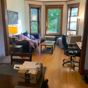 Looking for roommate in Lincoln Sq