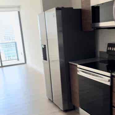 Room for rent in Downtown Miami