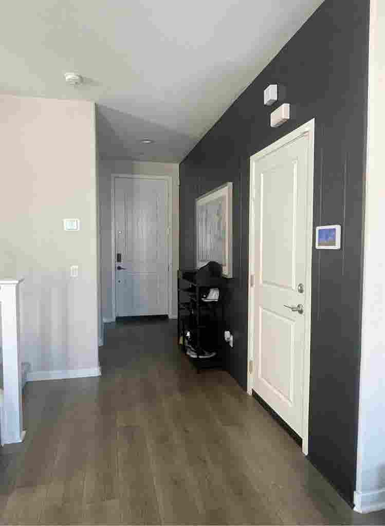 Room for rent in Panorama City