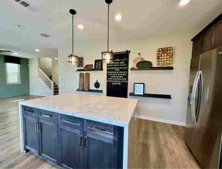 Room for rent in Panorama City