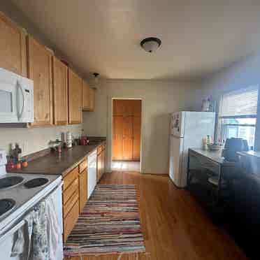 Sublet Jan through May or August!