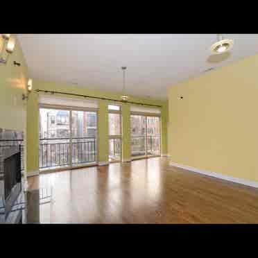 Bedroom in 
Flat in West Town