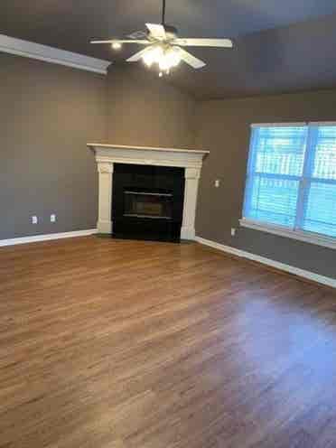 Room available West Fayetteville