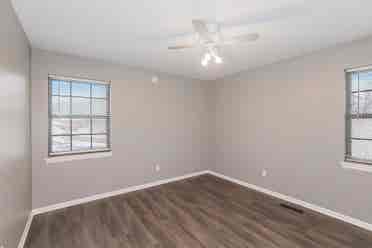 1 BR Available in Blue Springs