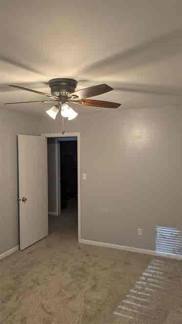 Room for Rent - Ipswich/Greenbrier