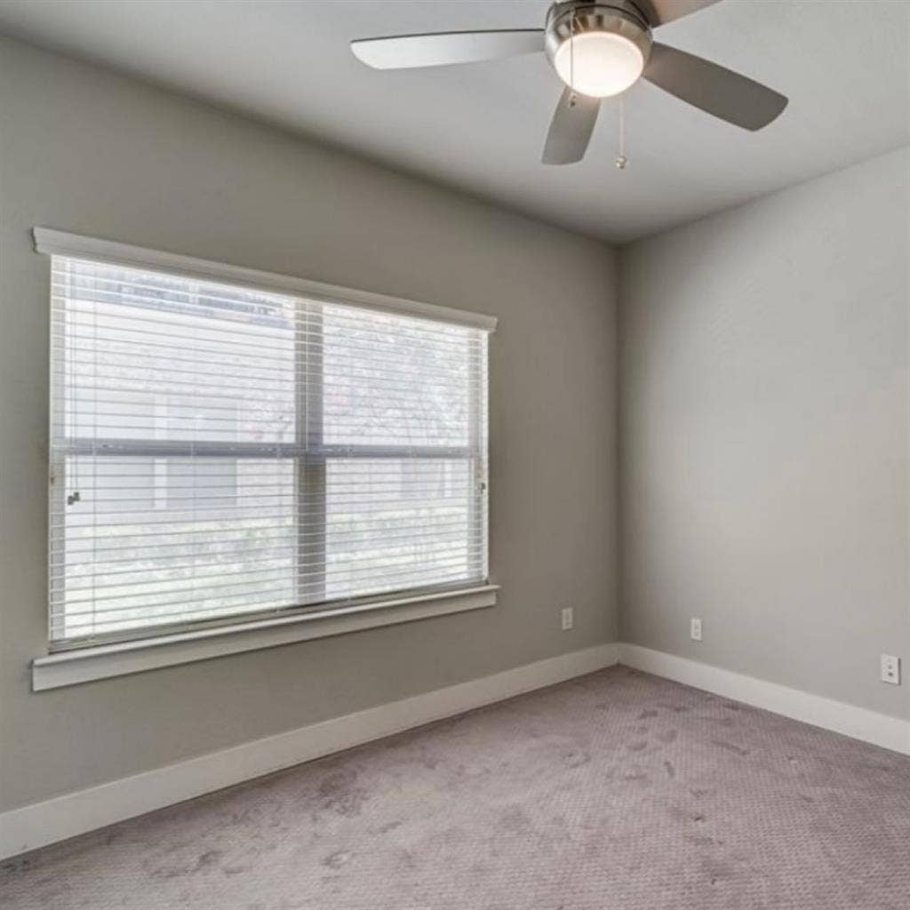 Room for Rent near Downtown Dallas