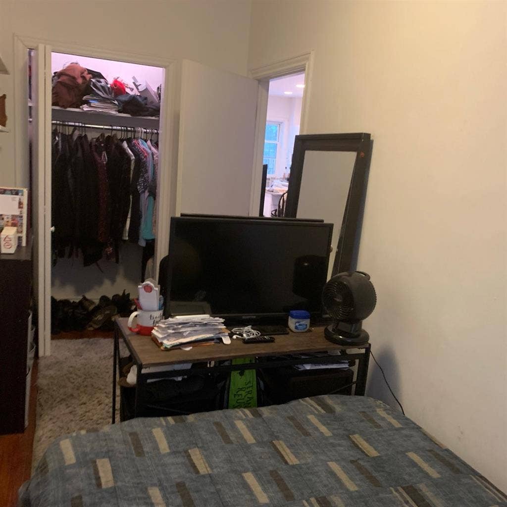 Looking to Rent (sublet) room ASAP