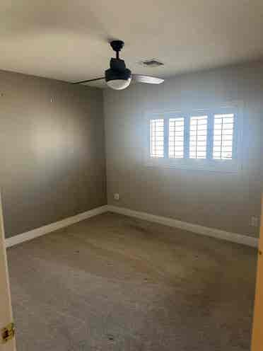 PRIVATE ROOM FOR RENT IN SOUTH PHX