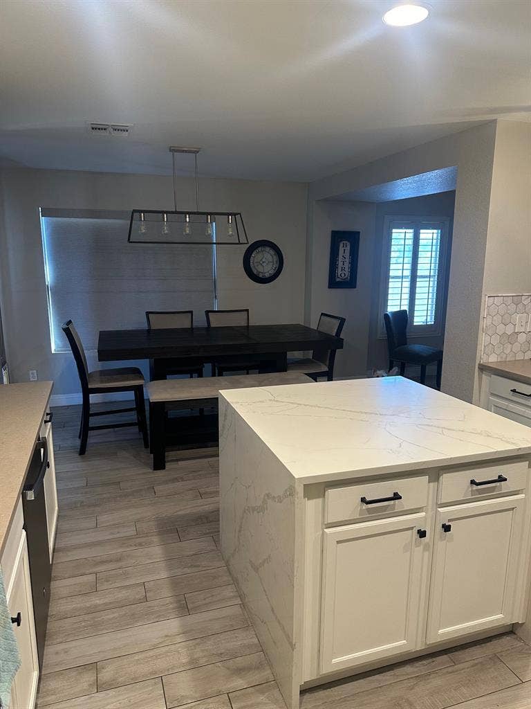 PRIVATE ROOM FOR RENT IN SOUTH PHX