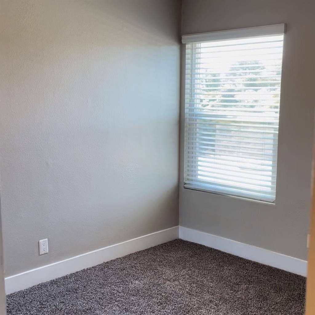 Room for rent north park/cityheight