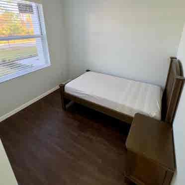 Furnished room all includedd