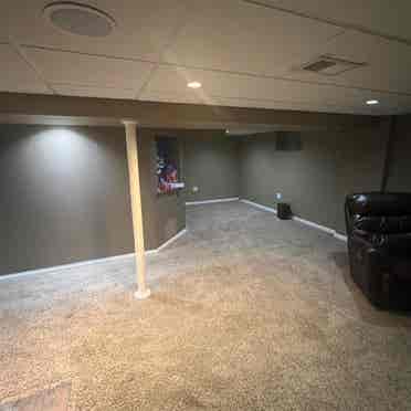 Finished basement with bathroom