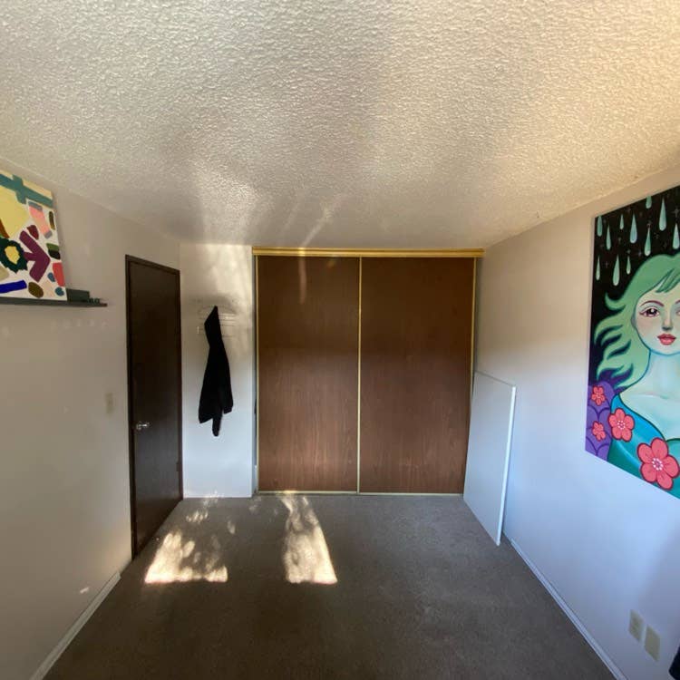 Bedroom for rent in Sellwood