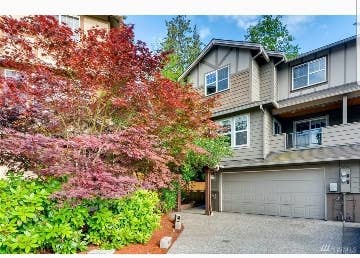 Master bedroom in Lynnwood