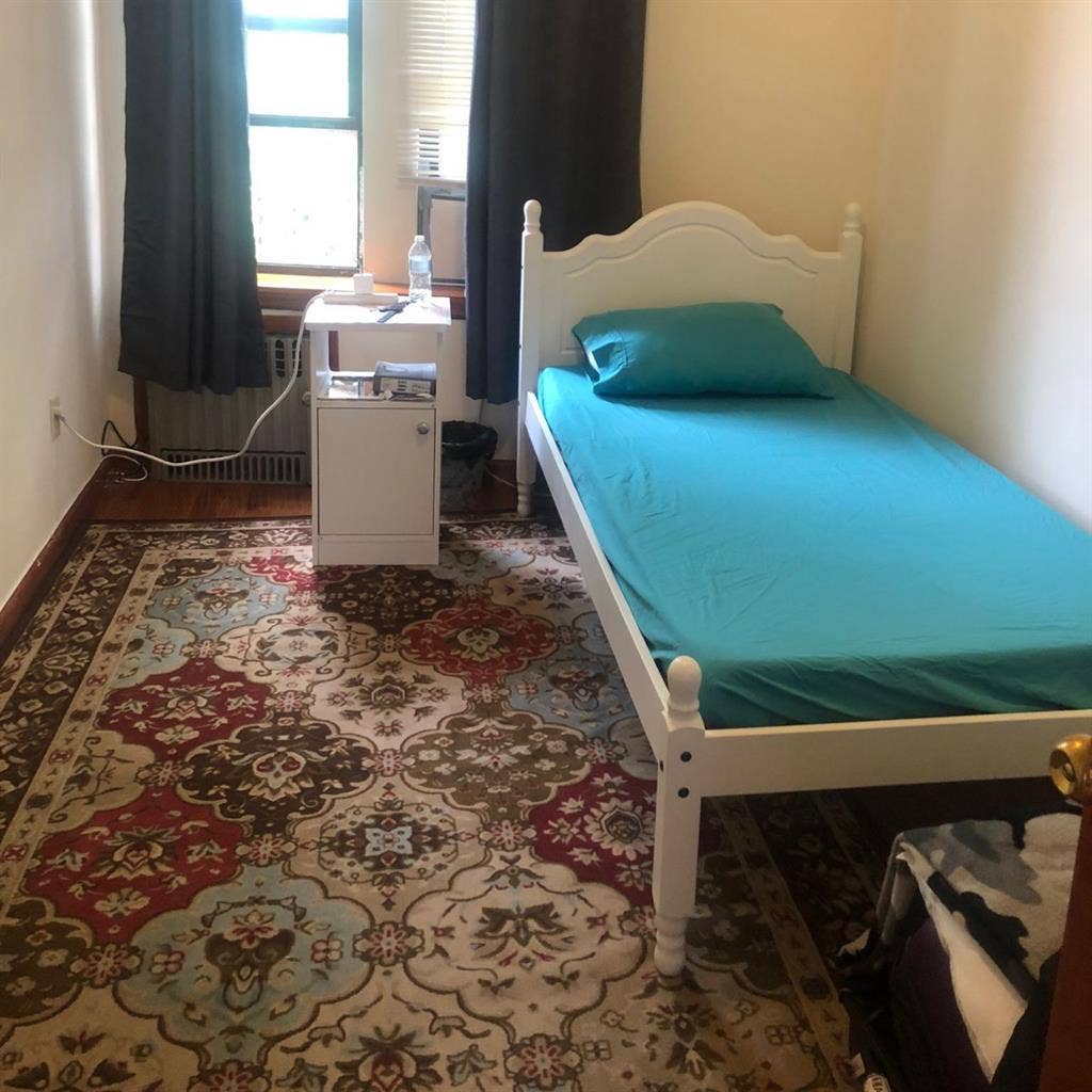 Single bedroom for 1 person