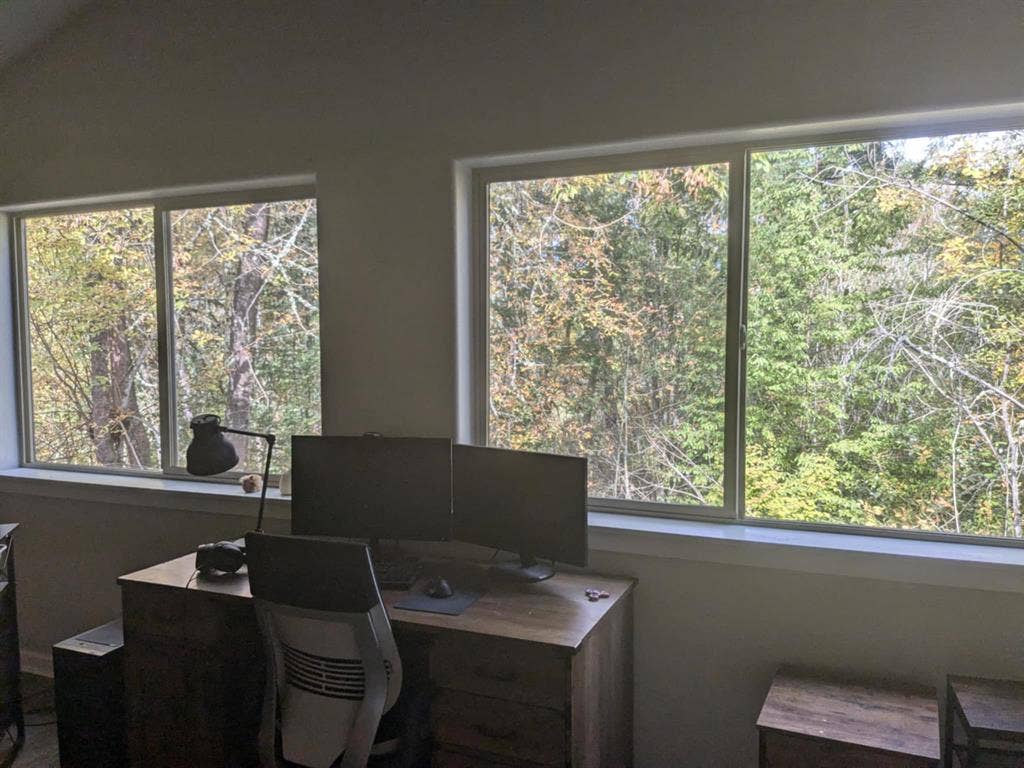 Orenco Area! Big Room + Garage rent