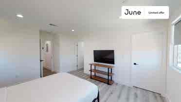 4 BR in Los Angeles