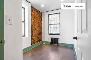 2 BR in New York City