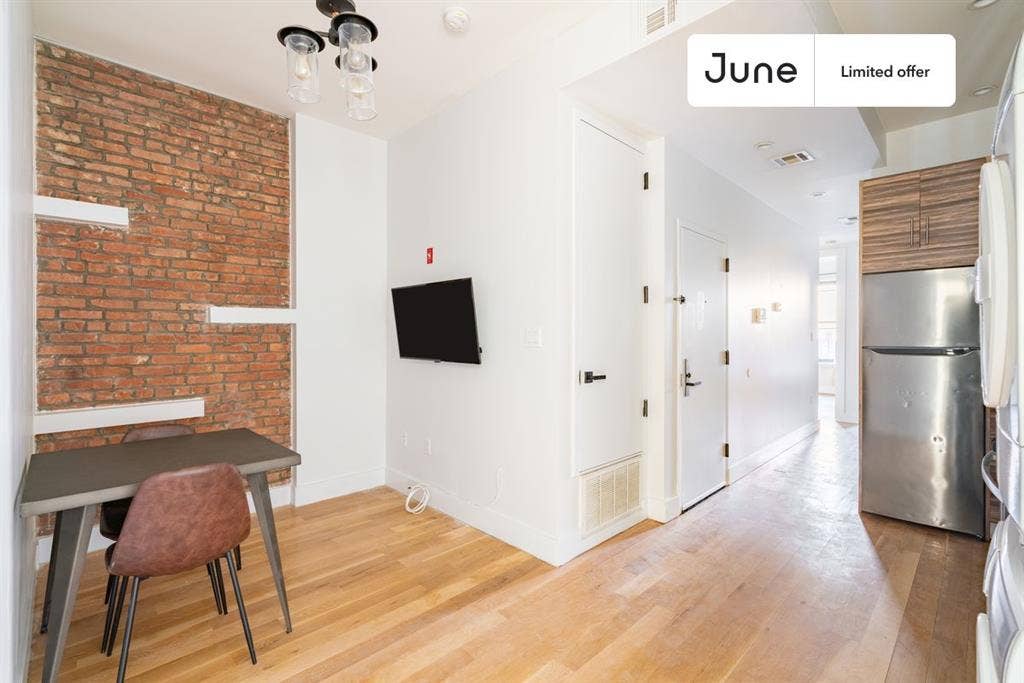 3 BR in New York City