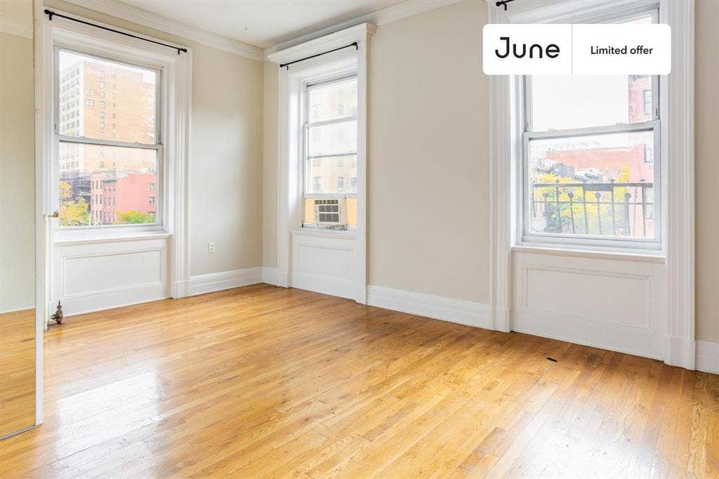 4 BR in New York City