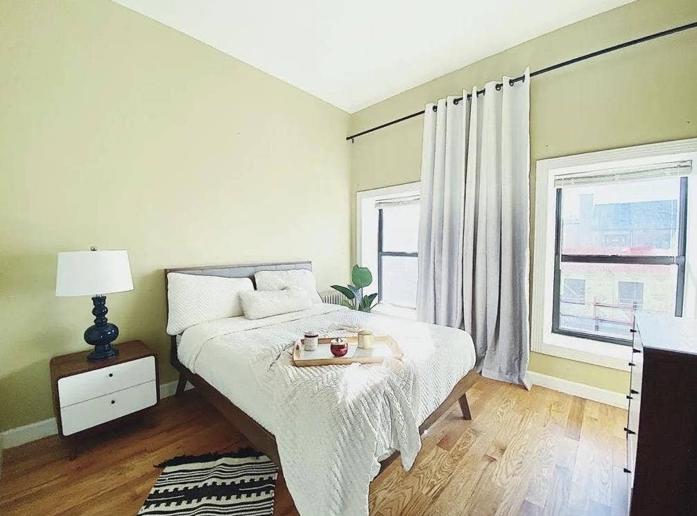 Furnished Room in Bedstuy