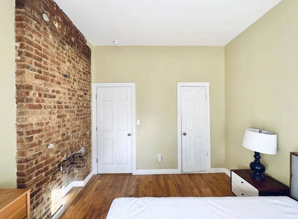 Furnished Room in Bedstuy