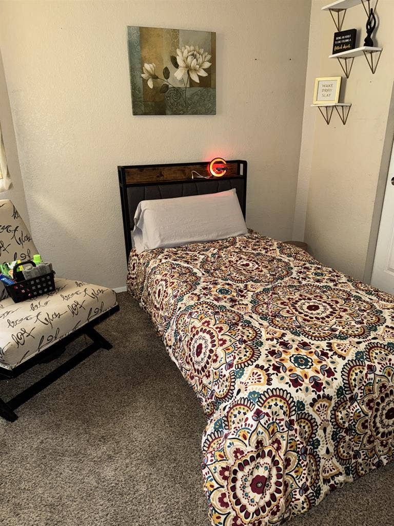 Affordable Room - Weekly Opt. Avail