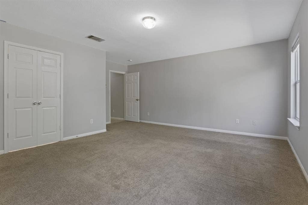 1 BR in Austin