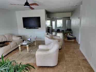 Beautiful  in Coral Ridge Isles,