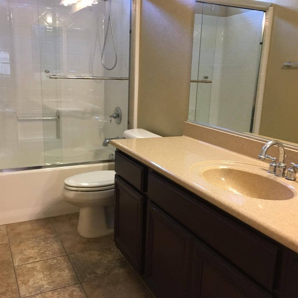 Room for rent $ in Murrieta