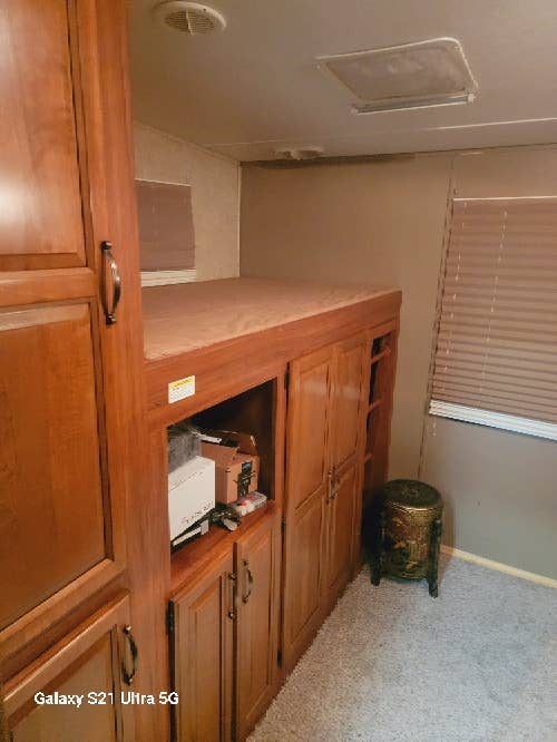 Room in an RV in Pompano Beach