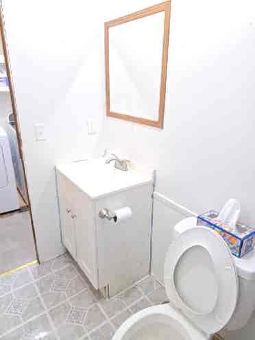 ROOM WITH PVT. BATHROOM FOR RENT