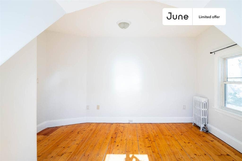 7 BR in Boston