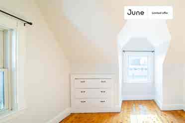 7 BR in Boston