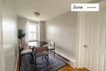 5 BR in Boston