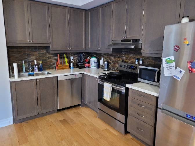 Beautiful bedroom in 2br townhouse