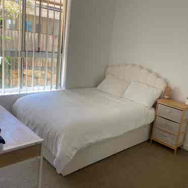 Furnished room in Varsity Lakes