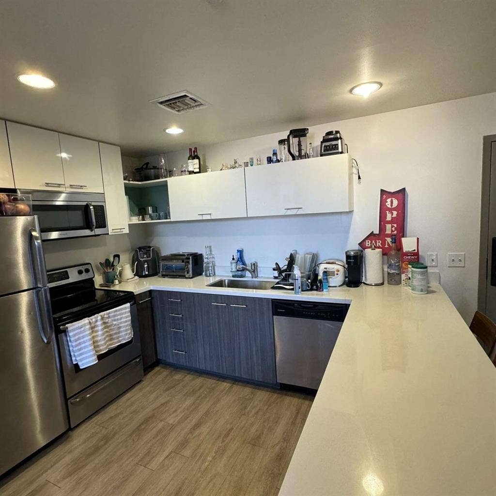 ThePacific Apt Sublease Spring