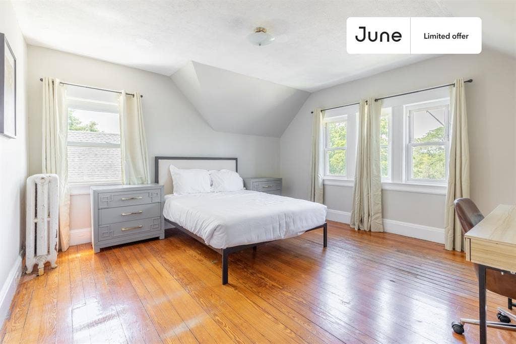 9 BR in Boston