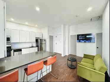 Bright bedroom in Upper West side