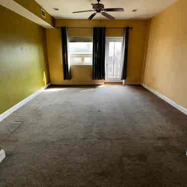 Master room for rent in Fairmount