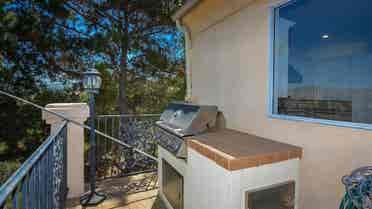 ROOM IN BONSALL MANSION SAFE &QUIET